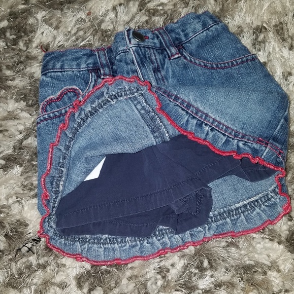 Girls 18 mos skort & shirt outfit - Picture 5 of 6